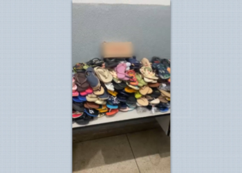 Dupla é presa com 181 pares de chinelos furtados de loja em Ribeirão Preto, SP